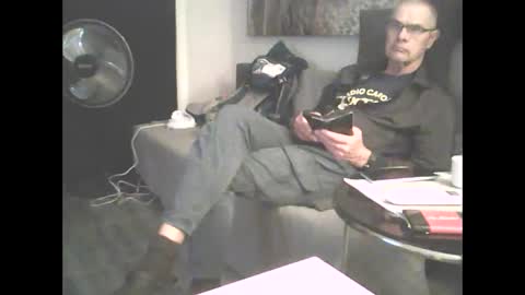 Prefer men 80 online show from 9, 1, 2025