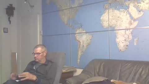 Prefer men 80 online show from 9, 3, 2025