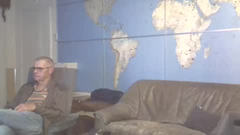 Prefer men 80 online show from 12, 10, 2025