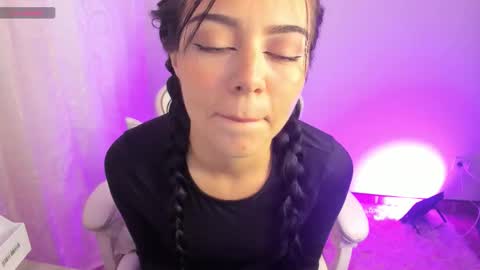 Snapshot of hana_garcia chatting on 28, 10, 2025 Hana Garcia online show from 28, 10, 2025