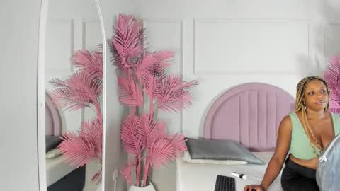 hanaahquinn online show from 16, 1, 2026