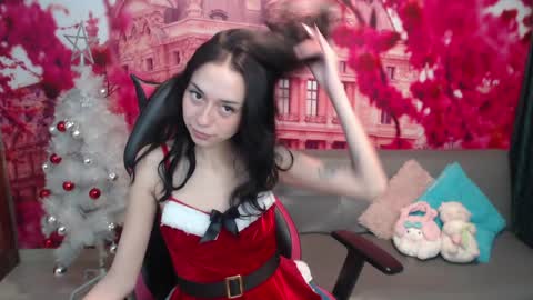 Snapshot of hanaku_8 chatting on 15, 12, 2024 Hanaku online show from 15, 12, 2024