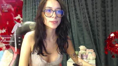 Snapshot of hanaku_8 chatting on 30, 12, 2024 Hanaku online show from 30, 12, 2024