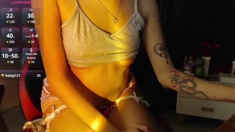 Snapshot of hanaku_8 chatting on 23, 1, 2025 Hanaku online show from 23, 1, 2025