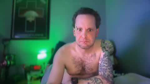 hand_banana_420 online show from 17, 4, 2026