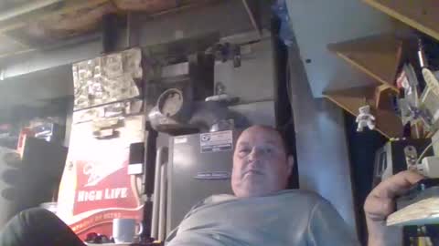 naked man online show from 19, 10, 2025