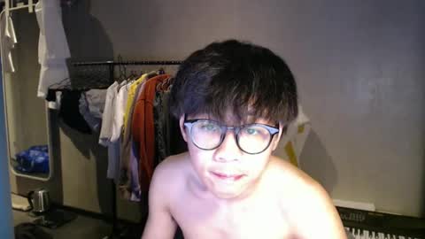 handsome_mannn online show from 4, 5, 2026