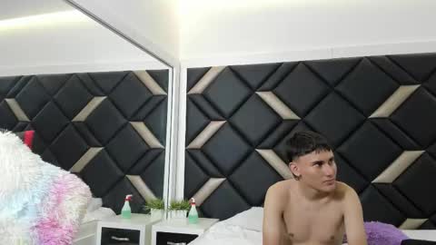 leonardfarrucknick and otis online show from 25, 11, 2025