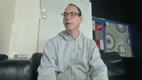 handsomeguy4ever online show from 16, 3, 2026