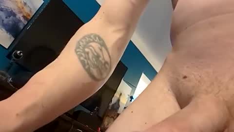 handsomerob42 online show from 2, 2, 2026