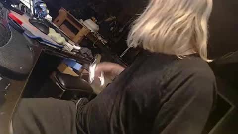 handystud33 online show from 23, 4, 2026