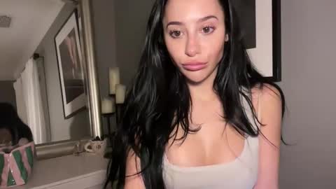 Vanessa online show from 6, 3, 2026