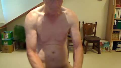Snapshot of hankk54 chatting on 28, 7, 2026 hankk54 online show from 28, 7, 2026