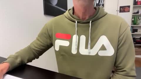 hanky online show from 1, 12, 2025