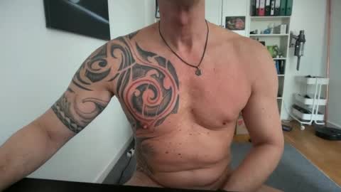 hanky online show from 15, 6, 2026