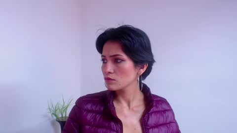 Snapshot of hanna_chloe chatting on 18, 12, 2024 Sara online show from 18, 12, 2024