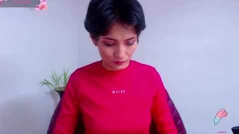 Snapshot of hanna_chloe chatting on 21, 12, 2024 Sara online show from 21, 12, 2024