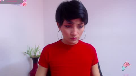 Snapshot of hanna_chloe chatting on 24, 12, 2024 Sara online show from 24, 12, 2024