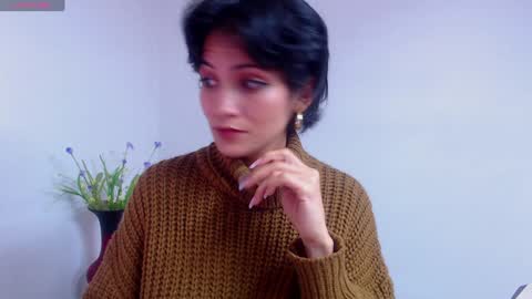 Snapshot of hanna_chloe chatting on 5, 2, 2025 Sara online show from 5, 2, 2025