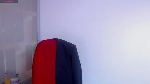 Snapshot of hanna_chloe chatting on 13, 2, 2025 Sara online show from 13, 2, 2025