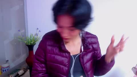 Snapshot of hanna_chloe chatting on 6, 3, 2025 Sara online show from 6, 3, 2025