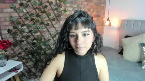 Hanna clark online show from 28, 4, 2026
