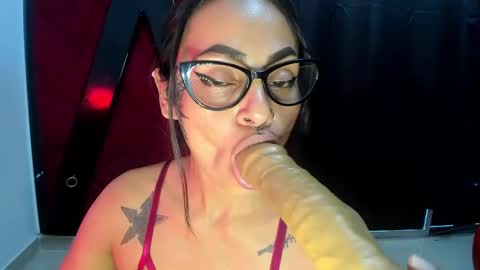 EVA online show from 12, 2, 2025