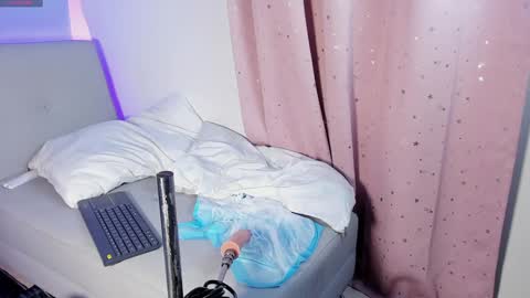 Hanna online show from 1, 1, 2025