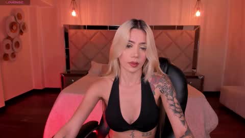  Hanna Connor  online show from 26, 10, 2025