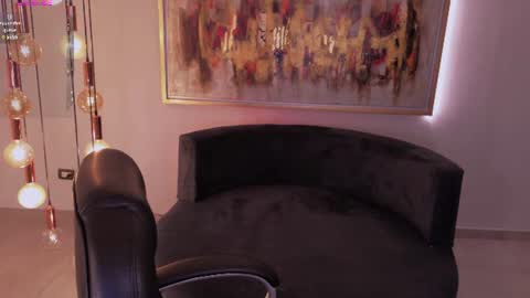 Snapshot of hannaconnor_ chatting on 18, 6, 2026 Hanna Connor online show from 18, 6, 2026