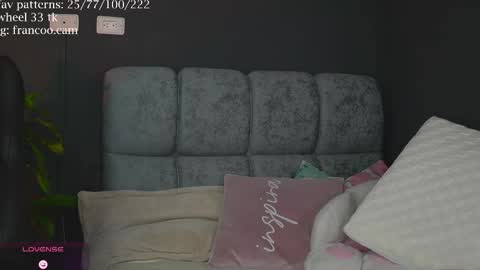 Snapshot of hannafrancoo chatting on 9, 9, 2025 Hanna franco online show from 9, 9, 2025