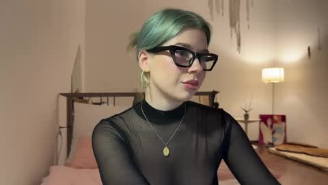 Hannah Allin online show from 24, 2, 2025