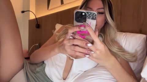 Im your naughty girl and porn star in bed Hannah online show from 14, 11, 2025