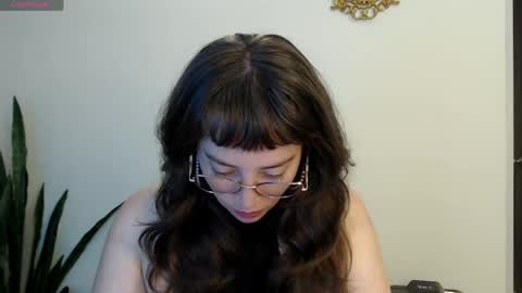 Snapshot of hannah_hexx chatting on 2, 4, 2026 HannahHexx online show from 2, 4, 2026