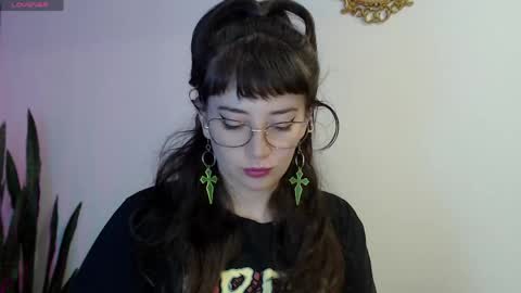 Snapshot of hannah_hexx chatting on 22, 4, 2026 HannahHexx online show from 22, 4, 2026