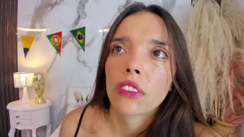 Hannahill69 online show from 24, 6, 2026