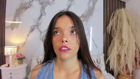 Hannahill69 online show from 17, 7, 2026