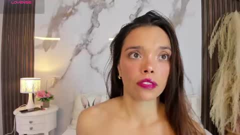 Hannahill69 online show from 22, 7, 2026