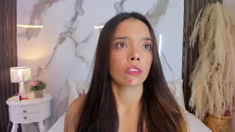 Hannahill69 online show from 28, 7, 2026
