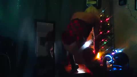 Snapshot of hannahlovets chatting on 13, 11, 2025 HannahLoveTS online show from 13, 11, 2025