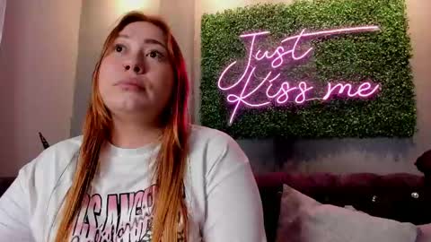 hannamartinn_ online show from 20, 4, 2026