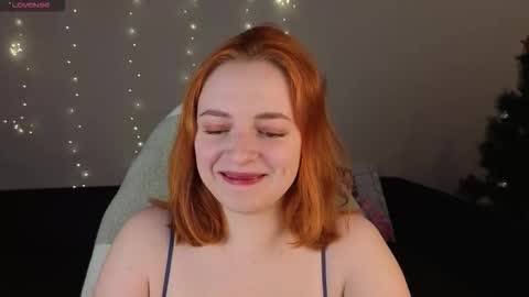 Snapshot of hannamelon_ chatting on 7, 2, 2026 Hanna first stream on feb 5 11pm UTC3 online show from 7, 2, 2026