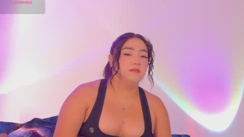 hannaprada1 online show from 19, 6, 2026