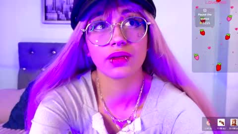 Hanni online show from 19, 4, 2026