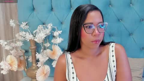 Snapshot of hannnafoxx chatting on 4, 12, 2024 online show from 4, 12, 2024