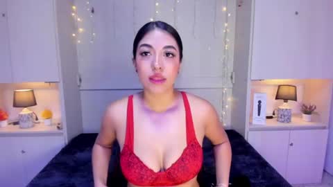 hannyk_ online show from 21, 7, 2026