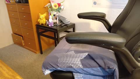 charly online show from 8, 2, 2025