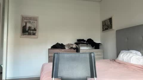 hanzlagerfelt online show from 2, 10, 2025