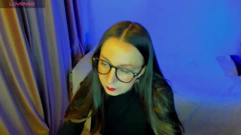 Stephanie online show from 5, 3, 2026