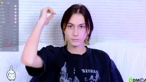 Mark online show from 8, 9, 2025